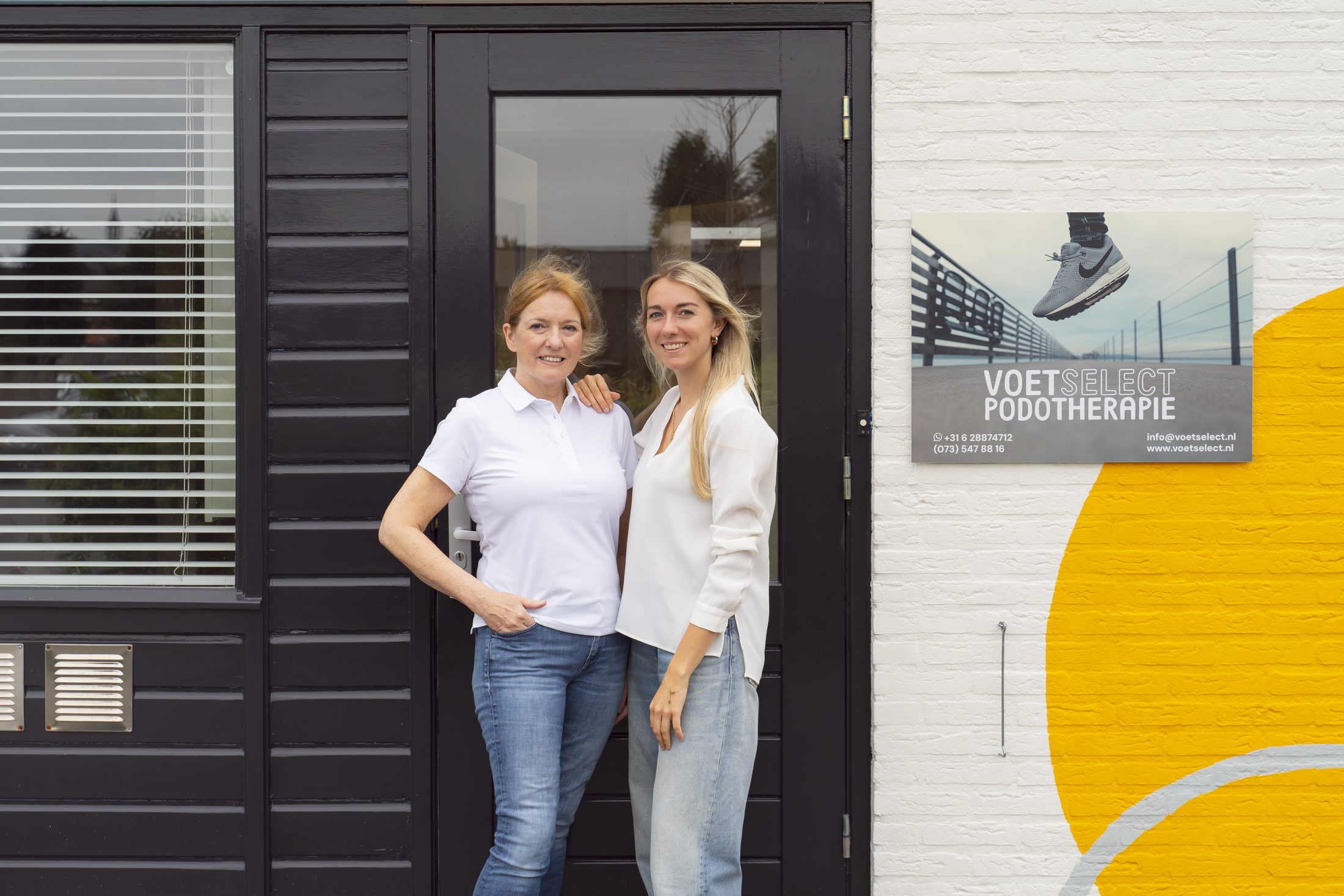 Het team van VoetSelect Podotherapie voor de praktijk